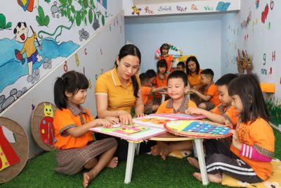 Một ngày ở trường của bé