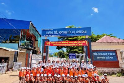 Hoạt động tham quan trải nghiệm tại trường Tiểu học Nguyễn Thị Minh Khai của các bé 5 tuổi